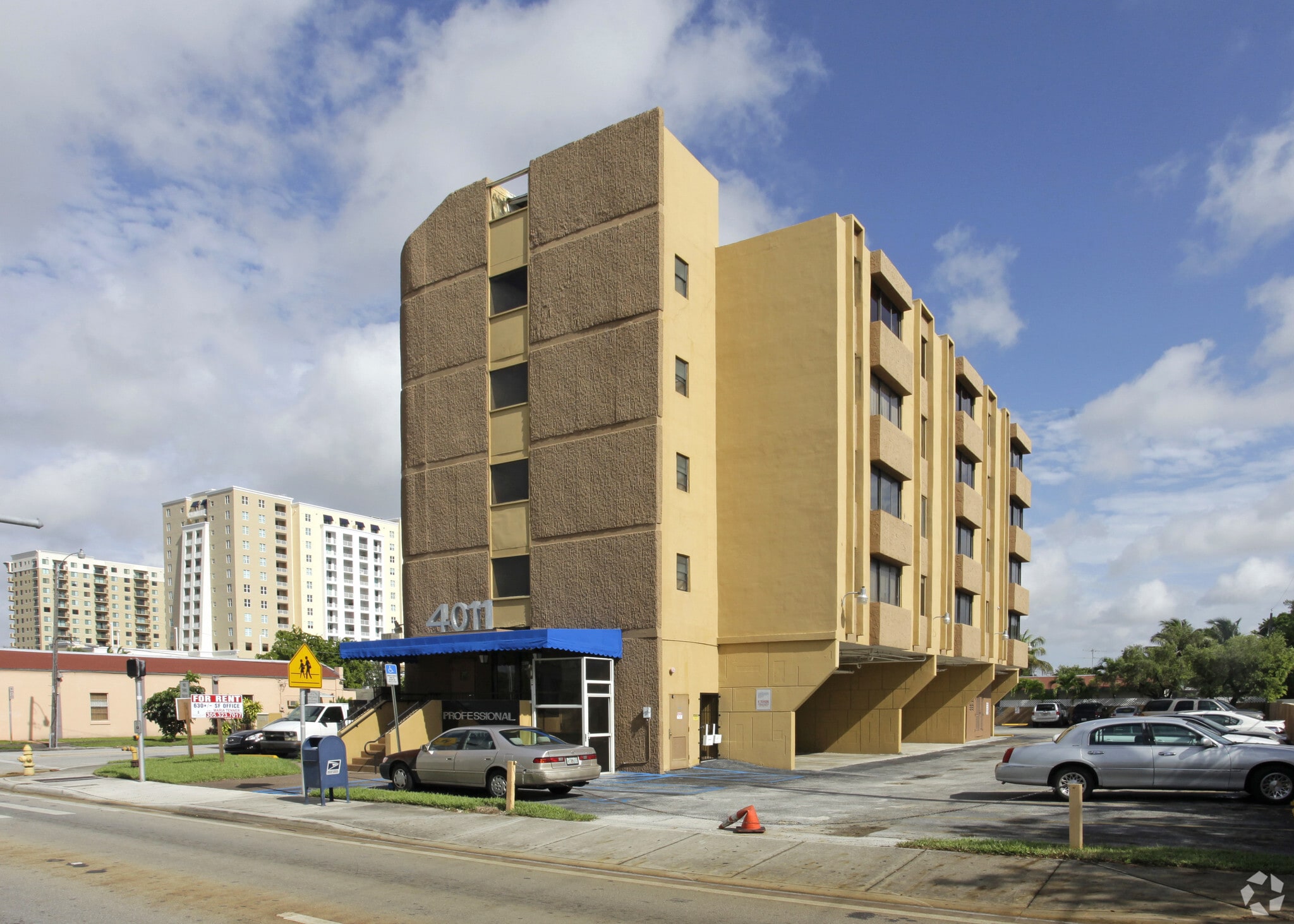 4011 W Flagler St, Miami, FL à vendre Photo du bâtiment- Image 1 de 13