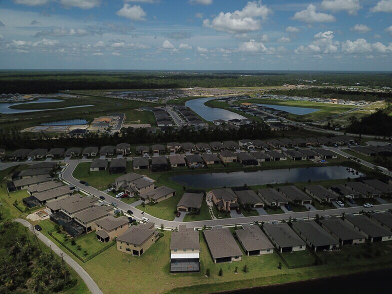 683 Tamiami, Port Charlotte, FL à vendre - Aérien - Image 3 de 8