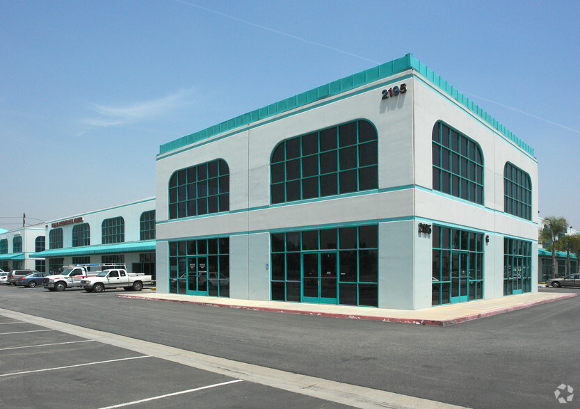 2195 Club Way, San Bernardino, CA for sale - Building Photo - Image 2 of 5