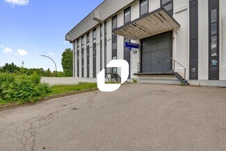 Plus de détails pour Local d'activités à louer