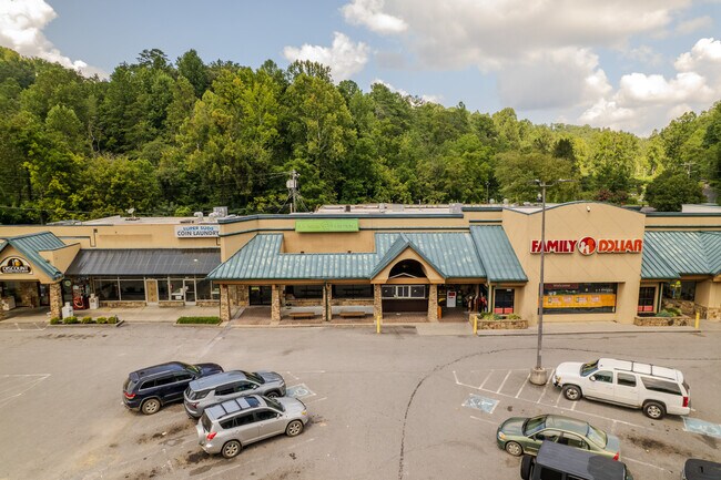 More details for 1357-1359 E Parkway, Gatlinburg, TN - Retail for Lease