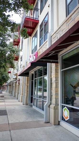 1611 W 5th St, Austin, TX for lease - Building Photo - Image 3 of 11