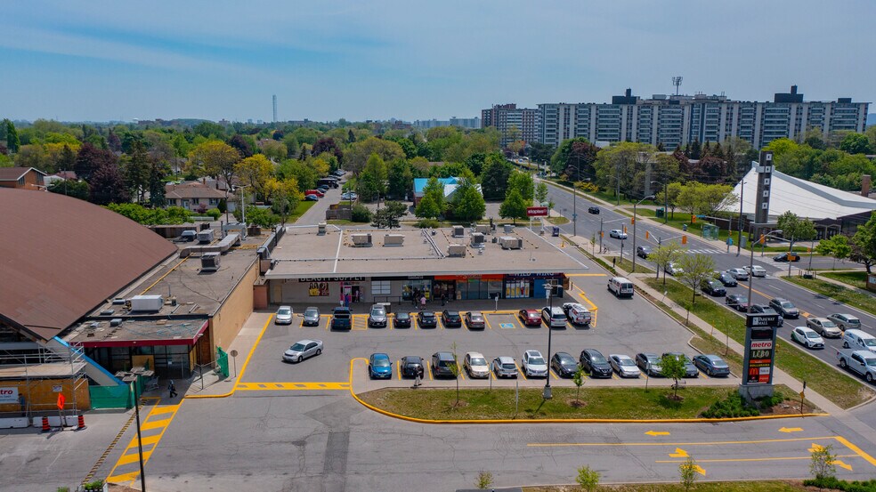 65-97 Ellesmere Rd, Toronto, ON à louer - Photo du bâtiment - Image 2 de 14