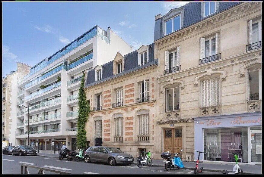 Bureau dans Paris à vendre - Photo du bâtiment - Image 2 de 15