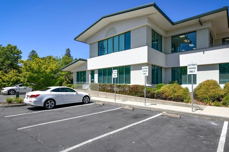 899 Adams St, Saint Helena, CA for lease - Building Photo - Image 3 of 15