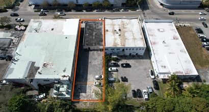 8333 NE 2nd Ave, Miami, FL for lease Interior Photo- Image 2 of 4
