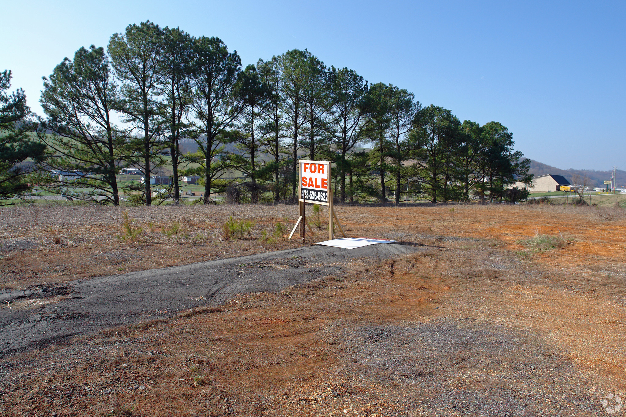 Tn-33, New Tazewell, TN for sale Primary Photo- Image 1 of 1