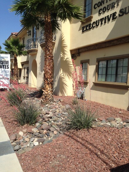 3470 E Russell Rd, Las Vegas, NV à vendre - Photo du bâtiment - Image 2 de 64