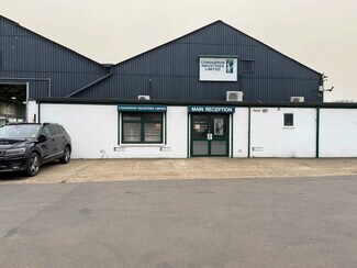 Plus de détails pour South Close, Royston - Industriel à vendre