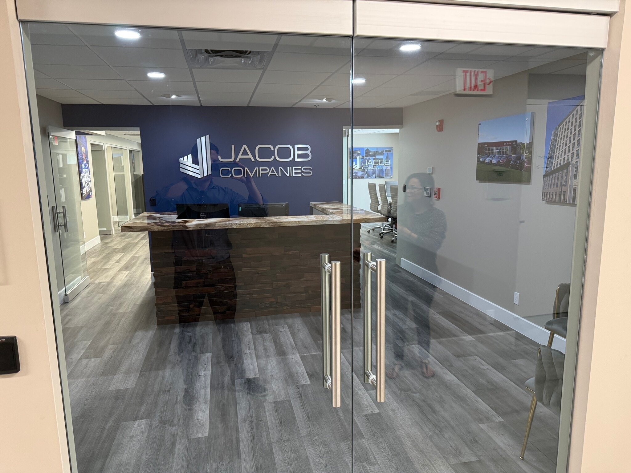 1720 E Tiffany Dr, West Palm Beach, FL for lease Interior Photo- Image 1 of 16