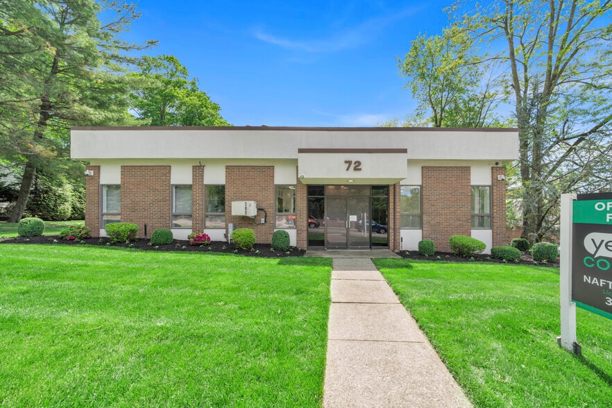 72 Summit Ave, Montvale, NJ à louer - Photo du bâtiment - Image 3 de 24