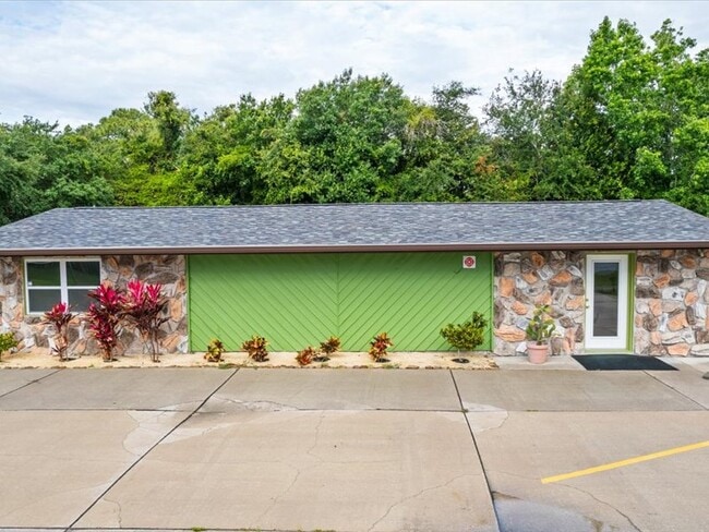 More details for 1452 Bellaire Ln NE, Palm Bay, FL - Retail for Sale