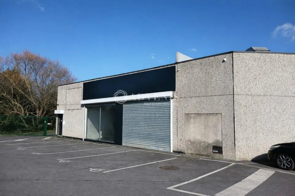 Commerce de détail dans Roncq à louer Photo du bâtiment- Image 1 de 6