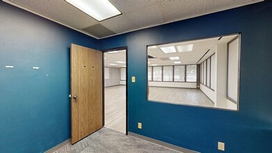 6800 Park Ten Blvd, San Antonio, TX for lease Interior Photo- Image 1 of 4