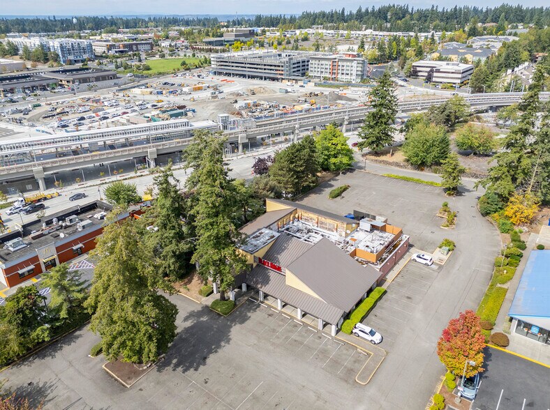 2400 S 320th St, Federal Way, WA à vendre - Photo du bâtiment - Image 2 de 8