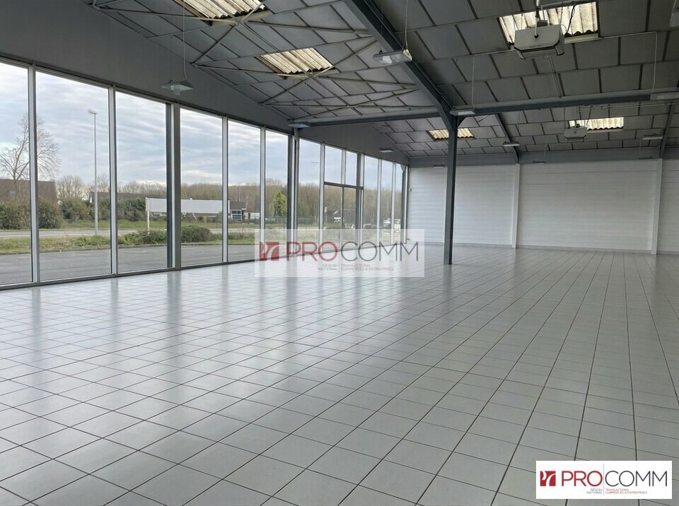 Office in Luce for lease Interior Photo- Image 1 of 5