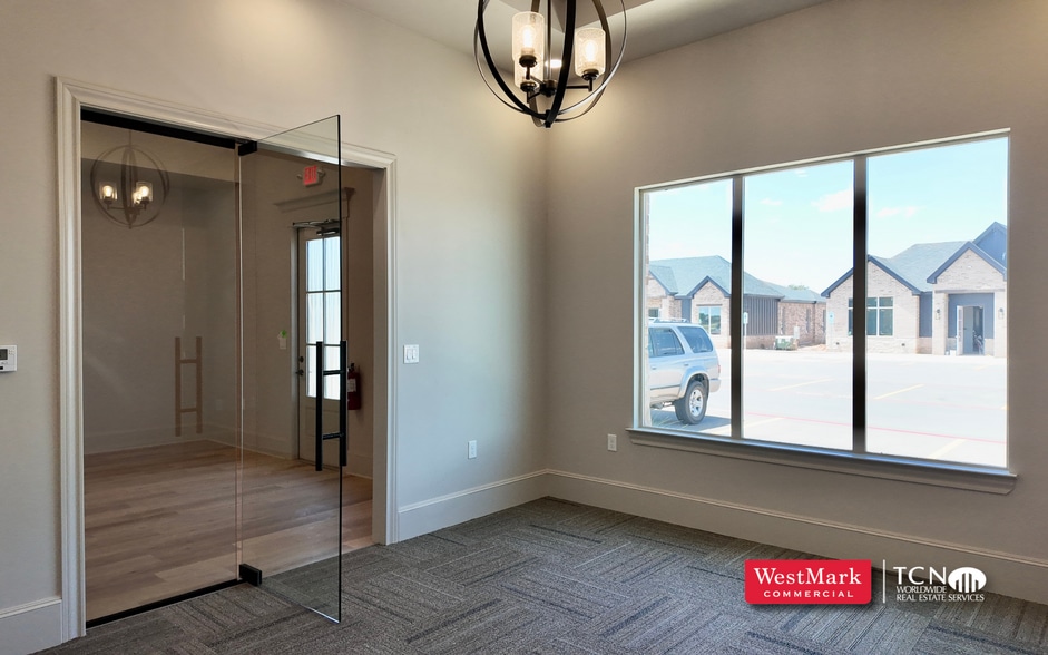 6925 82nd st, Lubbock, TX for sale - Building Photo - Image 2 of 8