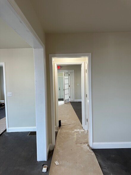800 Dekalb St, Bridgeport, PA à vendre - Photo du bâtiment - Image 2 de 55