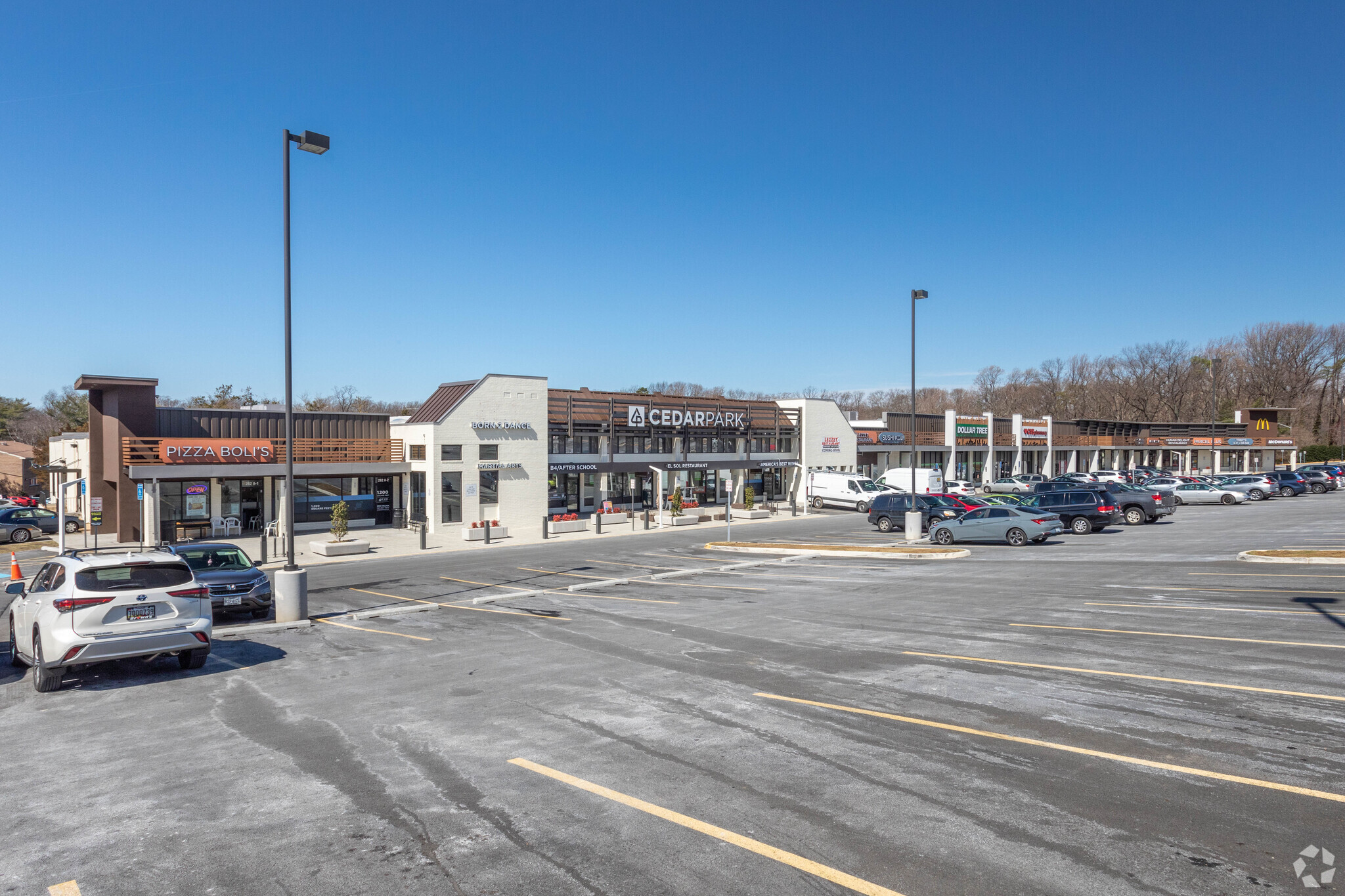 260-26-B Cedar Ln, Vienna, VA for lease Building Photo- Image 1 of 7