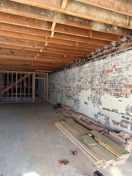 113 1st Ave NE, Clarion, IA à louer - Photo du bâtiment - Image 2 de 4