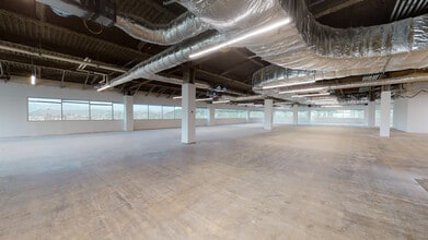 10641 Scripps Summit Ct, San Diego, CA for lease Interior Photo- Image 2 of 7