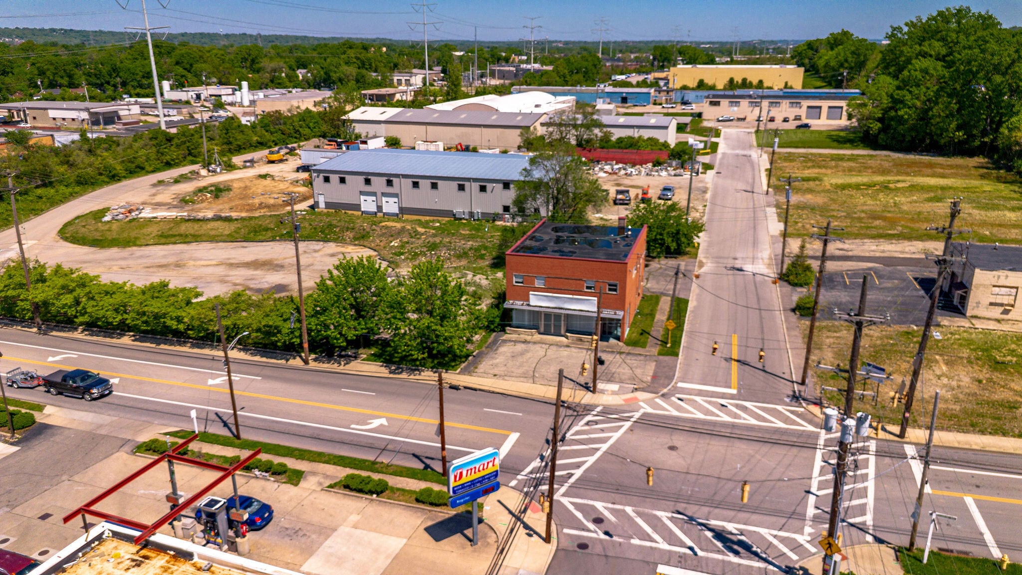 2198 Losantiville Ave, Cincinnati, OH for lease Building Photo- Image 1 of 29
