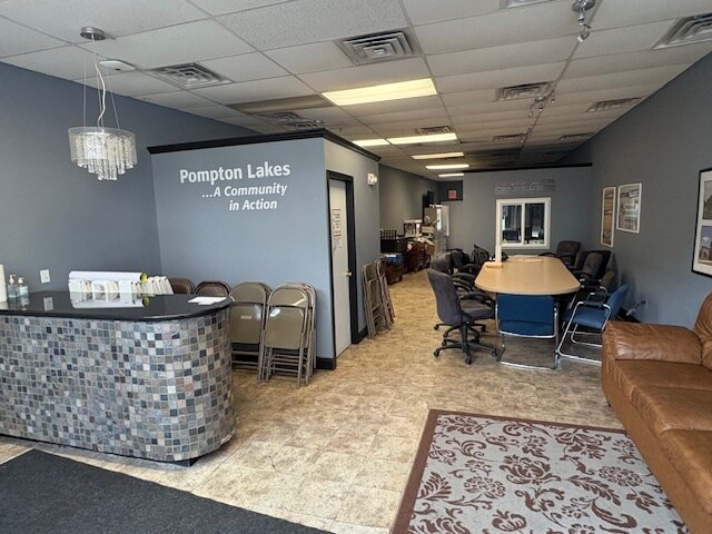 270 Wanaque Ave, Pompton Lakes, NJ à louer - Photo intérieure - Image 3 de 3