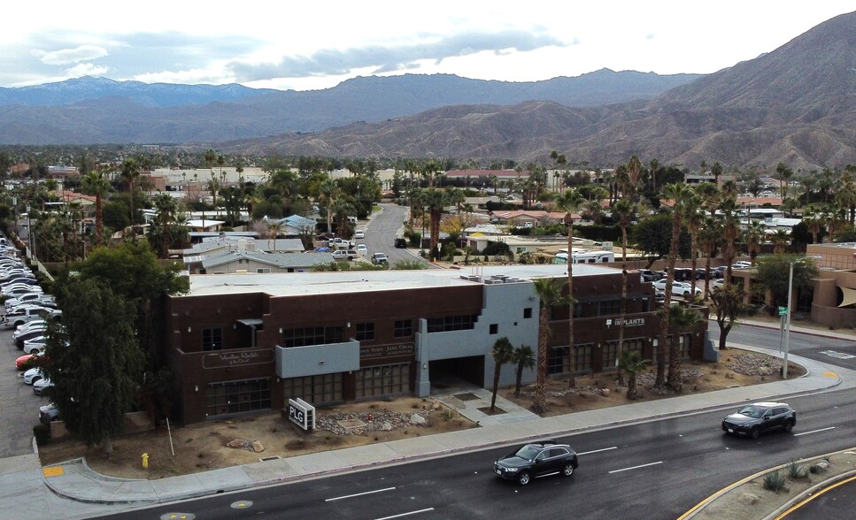 72925 Fred Waring, Palm Desert, CA à vendre - Photo du bâtiment - Image 1 de 1