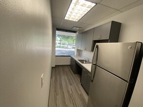 17440 N Dallas Pky, Dallas, TX for lease Interior Photo- Image 2 of 6