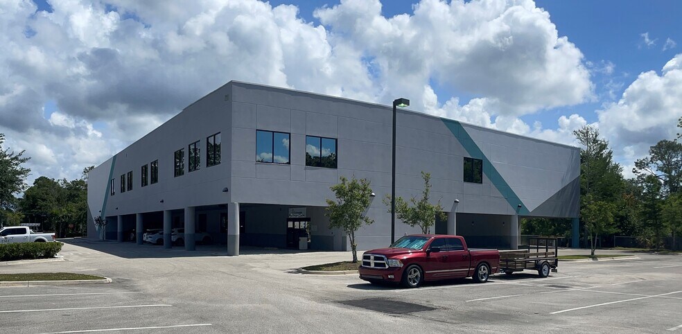 6138 Kennerly Rd, Jacksonville, FL à louer - Photo du bâtiment - Image 2 de 2