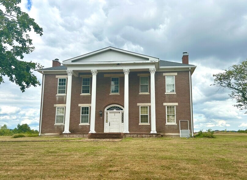 5617 Louisville Rd, Bowling Green, KY for sale - Building Photo - Image 2 of 2