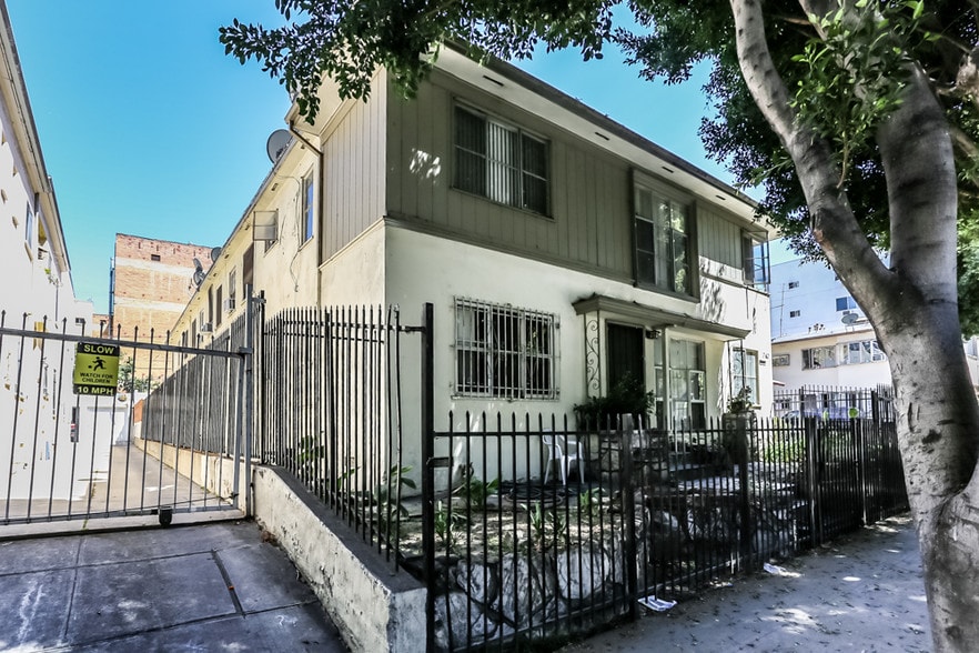 742 Irolo St, Los Angeles, CA for sale - Building Photo - Image 2 of 14