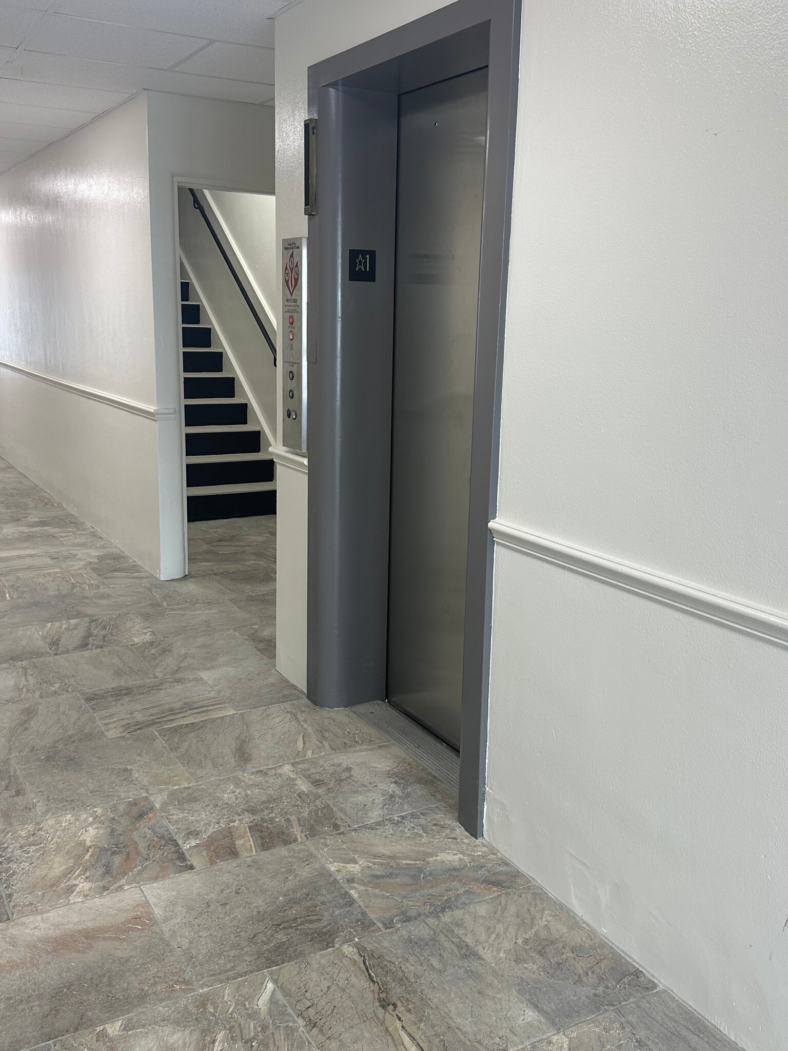 227 N Magnolia Ave, Orlando, FL for lease Interior Photo- Image 1 of 7