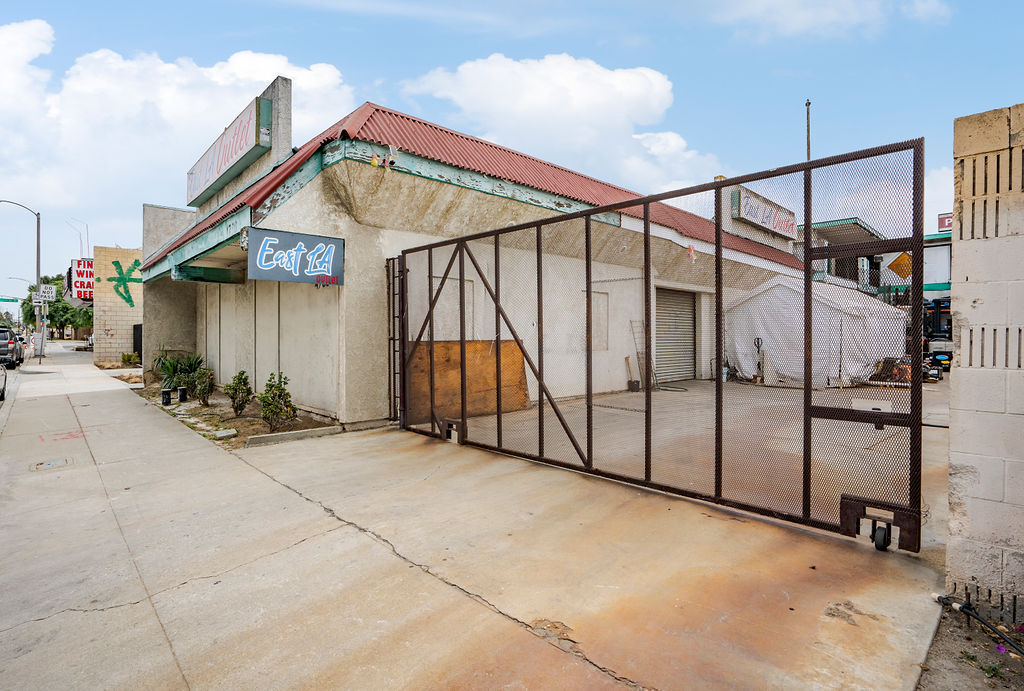 4746,4754 & 4766 Floral Dr, Los Angeles portfolio of 3 properties for sale on LoopNet.ca Building Photo- Image 1 of 22