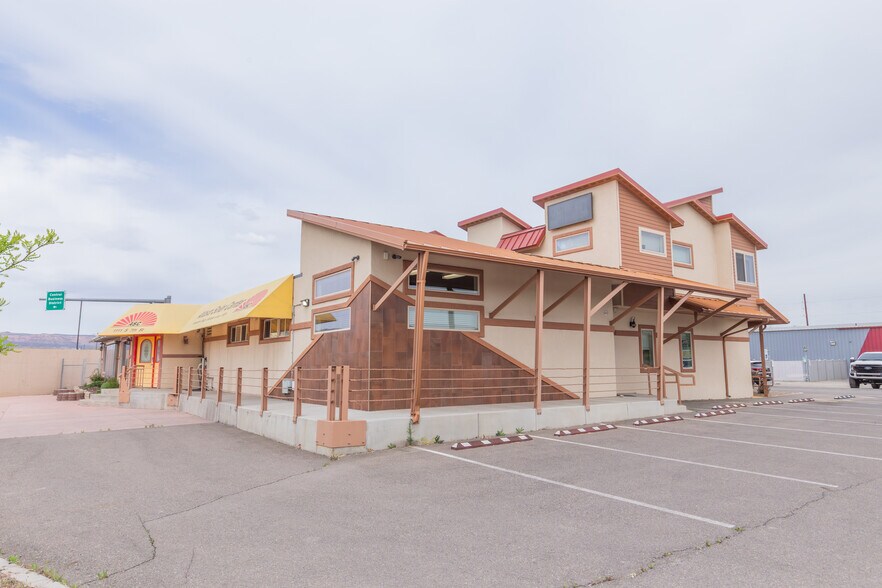 1111 & 1027 S 7th St portefeuille de 2 propriétés à vendre sur LoopNet.ca - Photo du bâtiment - Image 3 de 55