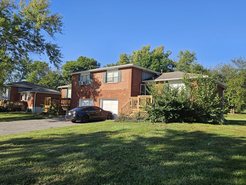 520 NE Florence Ave, Lee's Summit, MO for sale - Primary Photo - Image 1 of 1