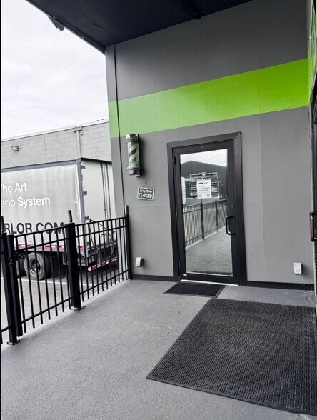 170 Prescott St, Worcester, MA à louer - Photo du bâtiment - Image 2 de 2