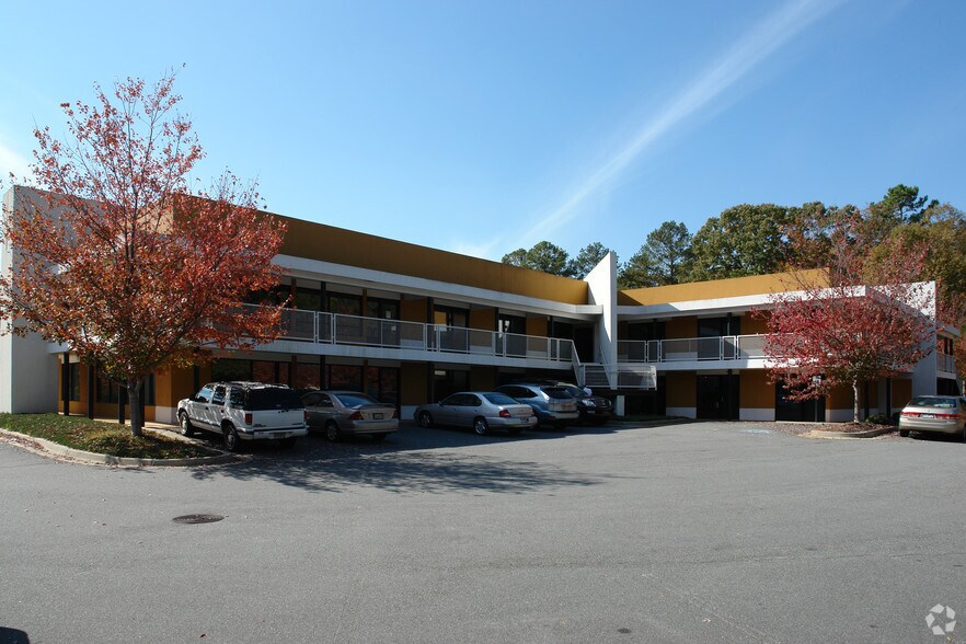 11080 Old Roswell Rd, Alpharetta, GA à louer - Photo du bâtiment - Image 2 de 21
