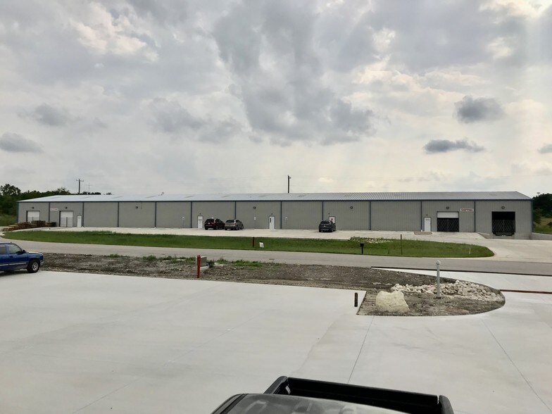 5050 E State Highway 29, Georgetown, TX for lease - Building Photo - Image 2 of 3