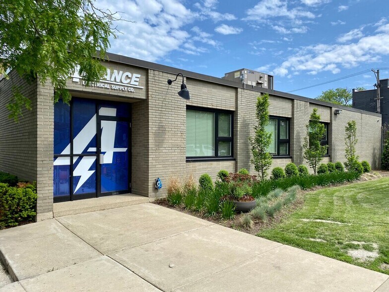 263 N Oakley Blvd, Chicago, IL à vendre - Photo du bâtiment - Image 2 de 3
