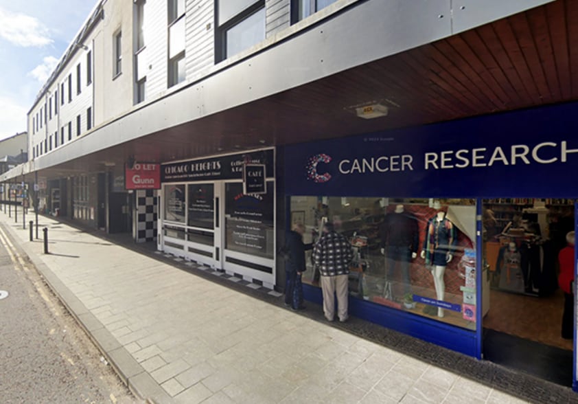 Cancer Research, 8 High Street, Fort William, Fort William for sale - Building Photo - Image 2 of 3