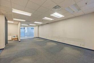 330 2nd Ave S, Minneapolis, MN for lease Interior Photo- Image 2 of 23