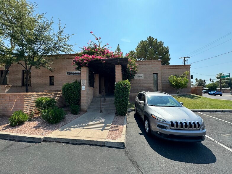 6520 N 7th Ave, Phoenix, AZ for lease - Building Photo - Image 2 of 11