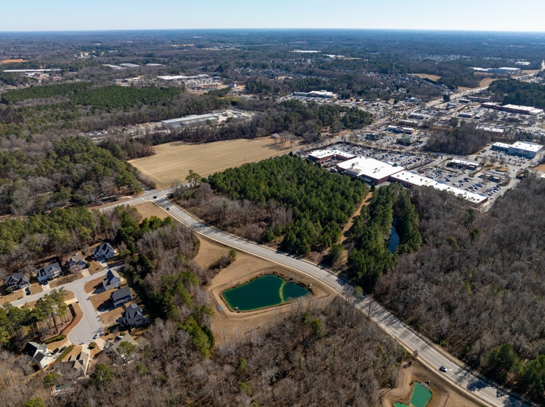 7335 Sunset Lake Rd, Fuquay Varina, NC for sale - Aerial - Image 2 of 13
