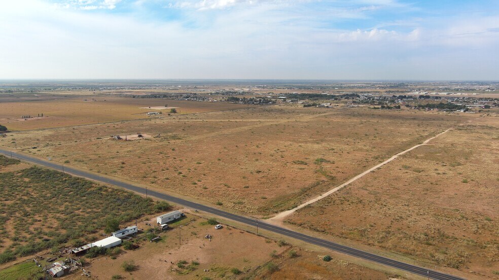 0002 County Road 140, Midland, TX à vendre - Photo du bâtiment - Image 3 de 8
