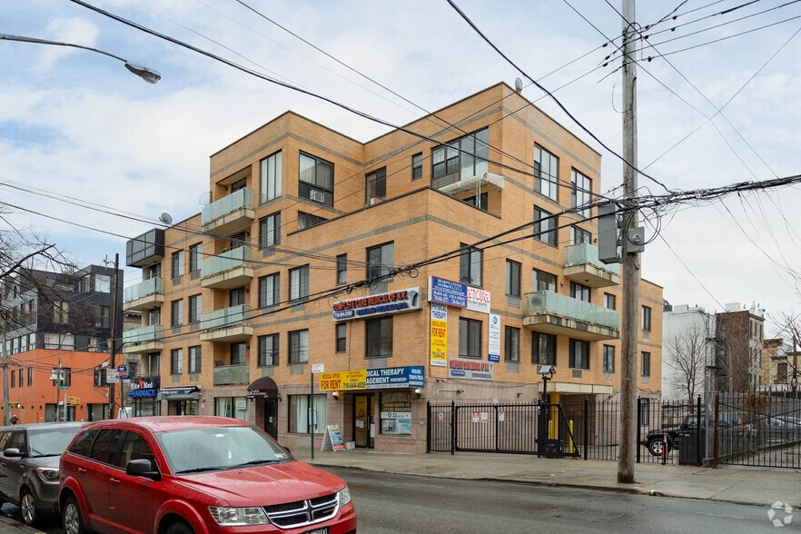 311 St Nicholas Ave, Ridgewood, NY for sale - Building Photo - Image 3 of 7