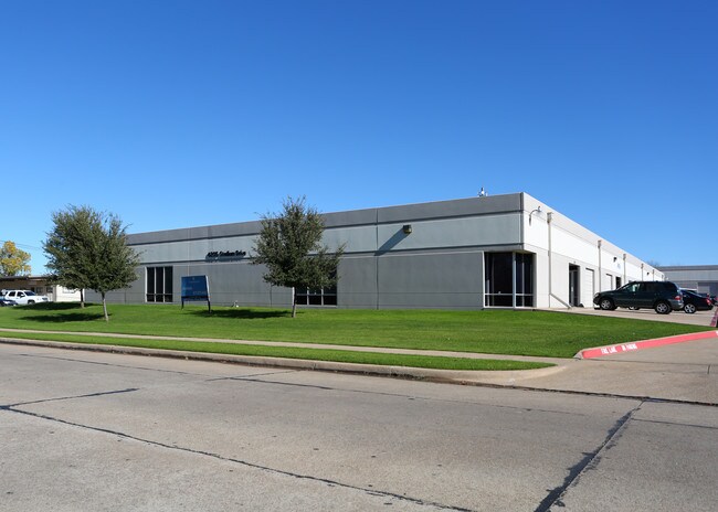 Plus de détails pour 4205 Stadium Dr, Fort Worth, TX - Industriel à louer