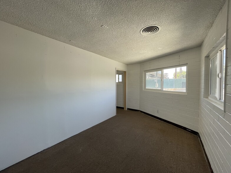 174-180 W Live Oak Ave, Arcadia, CA for lease - Building Photo - Image 3 of 13