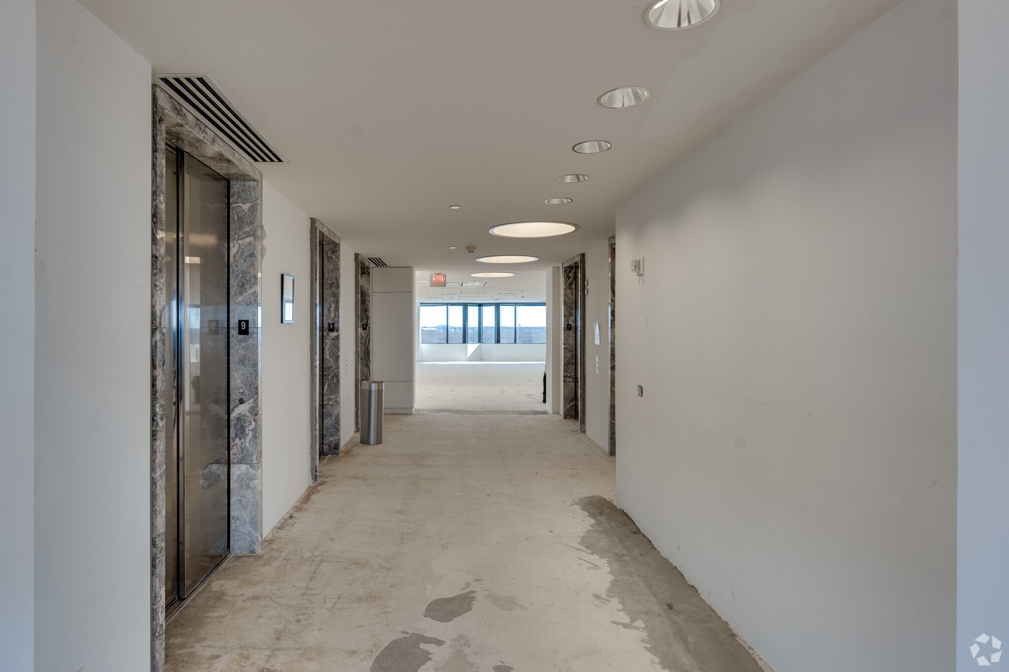 2100 E Lake Cook Rd, Buffalo Grove, IL à louer Photo intérieure- Image 1 de 7