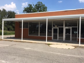 More details for 108 S Patterson St, Maxton, NC - Retail for Lease